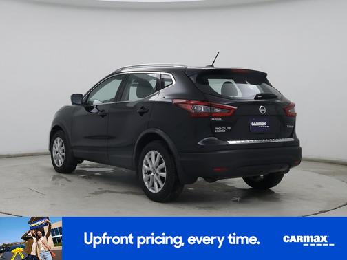 2022 Nissan Rogue Sport SV