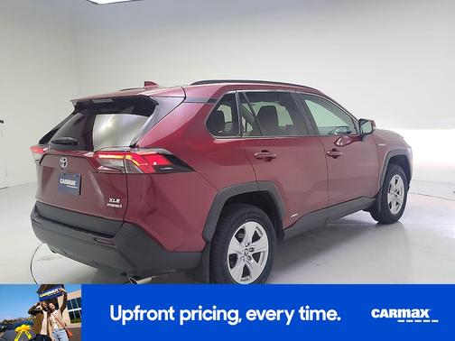2020 Toyota RAV4 Hybrid XLE