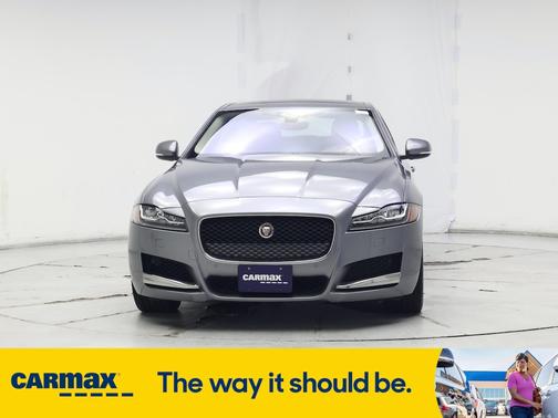 2020 Jaguar XF 30t Prestige
