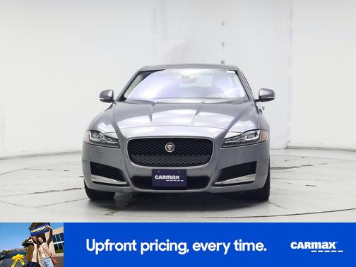 2020 Jaguar XF 30t Prestige