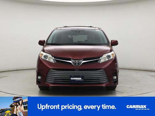 2019 Toyota Sienna XLE