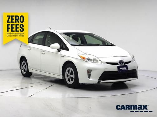 White 2014 Toyota Prius Three