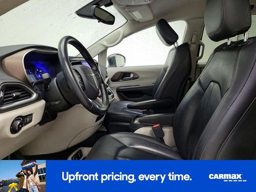 2017 Chrysler Pacifica Touring L