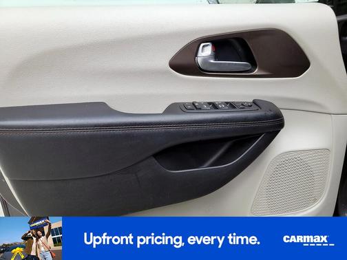 2017 Chrysler Pacifica Touring L