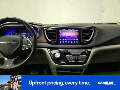 2017 Chrysler Pacifica Touring L