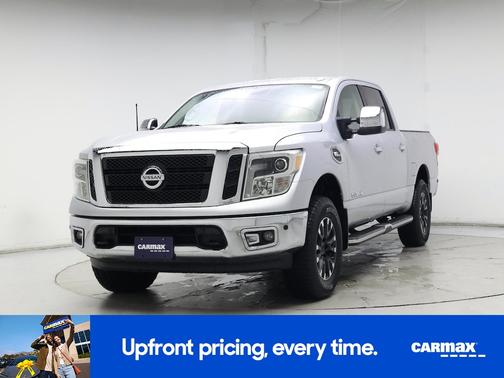 2017 Nissan Titan SL