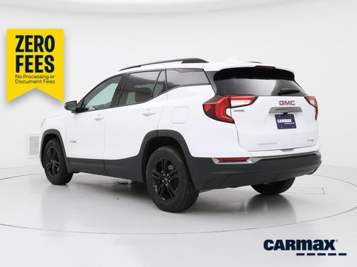 White 2022 GMC Terrain AT4
