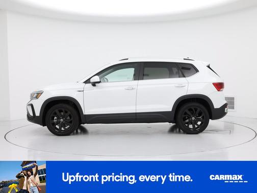 White 2024 Volkswagen Taos SE
