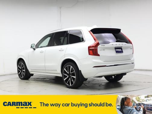 2024 Volvo XC90 B6 Plus Bright Theme