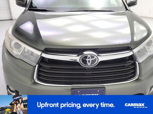 Green 2015 Toyota Highlander Limited Platinum
