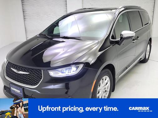 Black 2024 Chrysler Pacifica Pinnacle