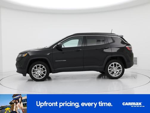Black 2022 Jeep Compass Latitude Lux