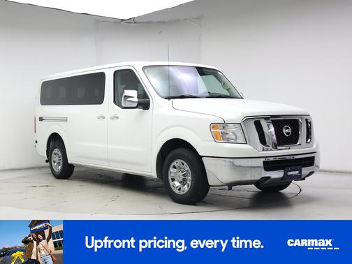 2018 Nissan NV Passenger NV3500 HD SV