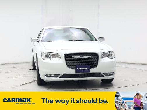 2017 Chrysler 300 C