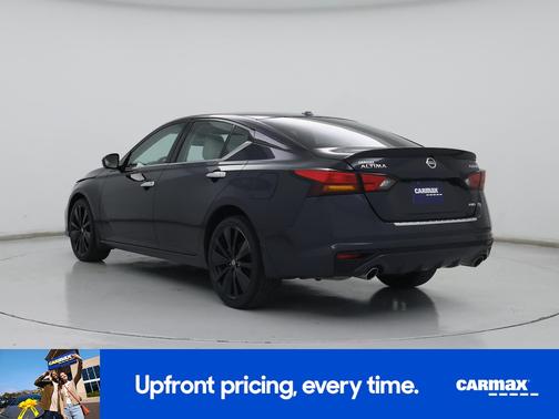 Blue 2021 Nissan Altima Platinum