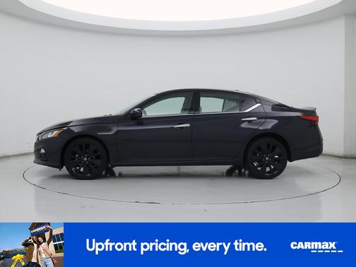 Blue 2021 Nissan Altima Platinum