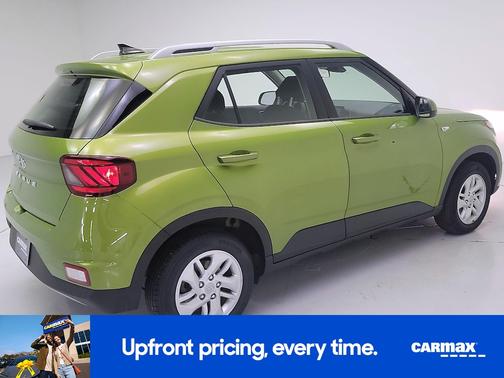 2020 Hyundai VENUE SEL