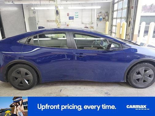 2025 Toyota Prius LE