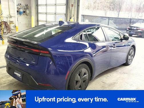 2025 Toyota Prius LE