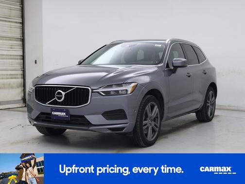Gray 2019 Volvo XC60 T6 Momentum