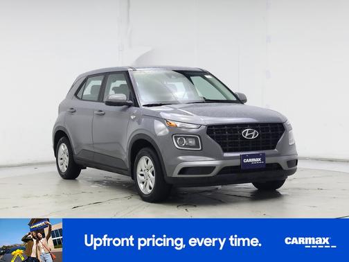 2022 Hyundai VENUE SE