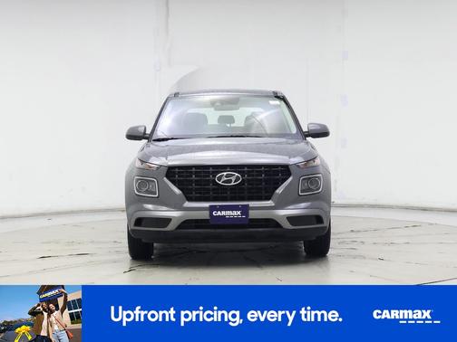2022 Hyundai VENUE SE