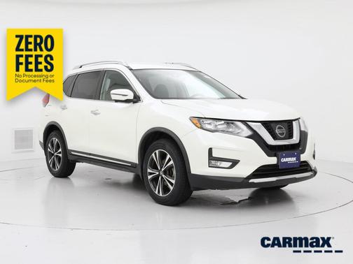 White 2017 Nissan Rogue SL
