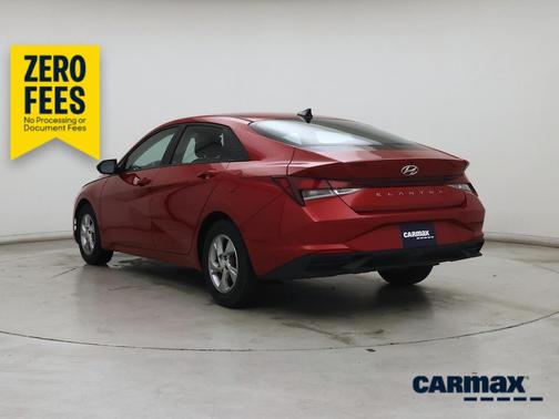 Red 2021 Hyundai ELANTRA SE