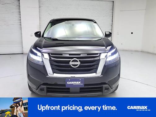 2024 Nissan Pathfinder S