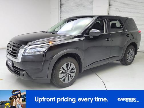 2024 Nissan Pathfinder S