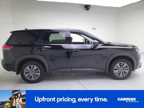 2024 Nissan Pathfinder S