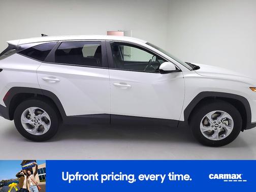 Pearl 2023 Hyundai TUCSON SE