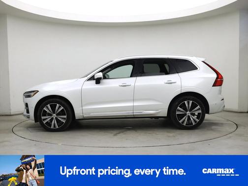 2023 Volvo XC60 B5 Plus Bright Theme