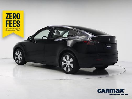 Black 2022 Tesla Model Y Long Range