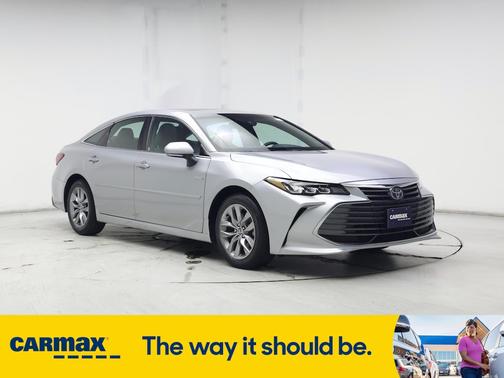 2021 Toyota Avalon Hybrid XLE