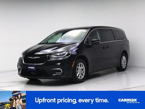 Black 2023 Chrysler Pacifica Touring L