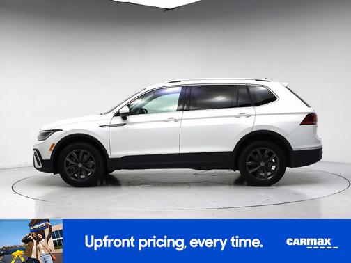 White 2022 Volkswagen Tiguan SE