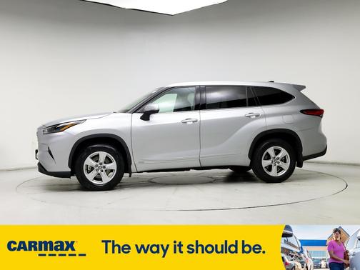 2022 Toyota Highlander Hybrid LE