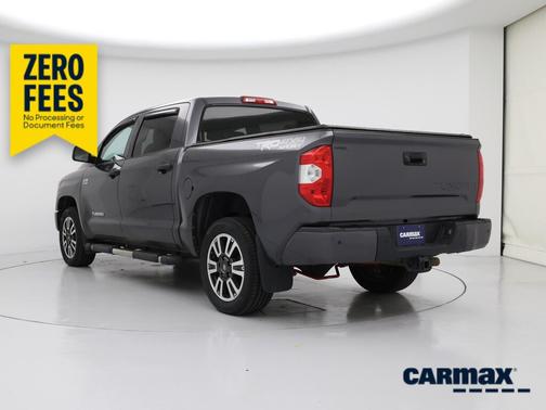 Gray 2018 Toyota Tundra SR5