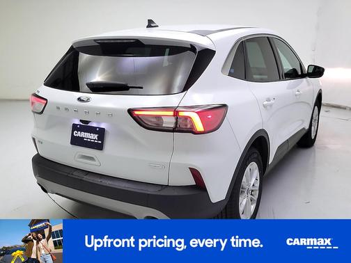 White 2020 Ford Escape SE