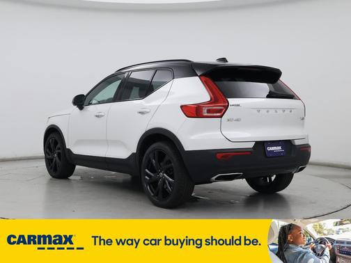 2020 Volvo XC40 T5 R-Design