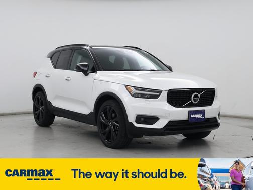 2020 Volvo XC40 T5 R-Design