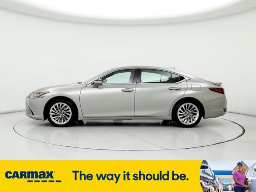 2019 Lexus ES 300h