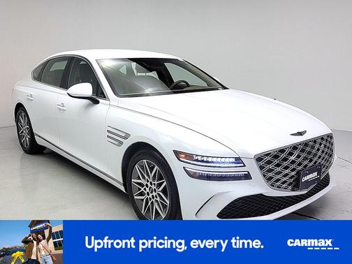 White 2025 Genesis G80