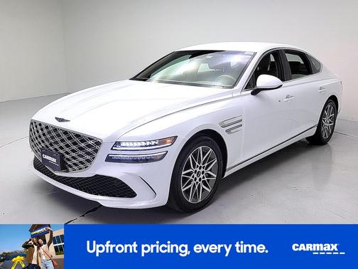 White 2025 Genesis G80