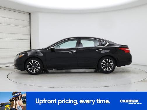 Black 2017 Nissan Altima SL