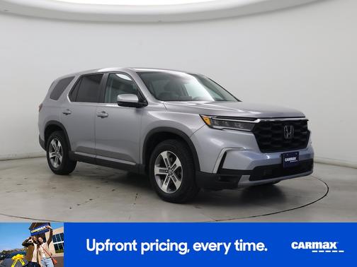 Silver 2023 Honda Pilot EX-L