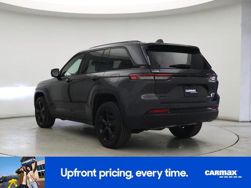 2022 Jeep Grand Cherokee Altitude