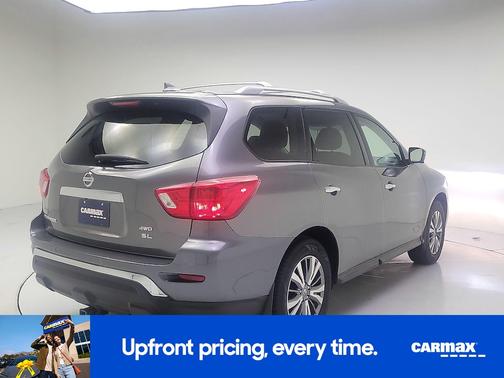 Gray 2020 Nissan Pathfinder SL