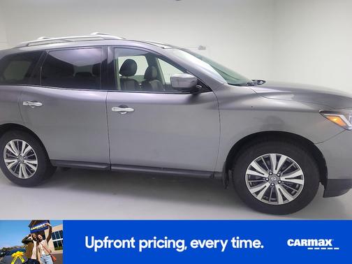 Gray 2020 Nissan Pathfinder SL